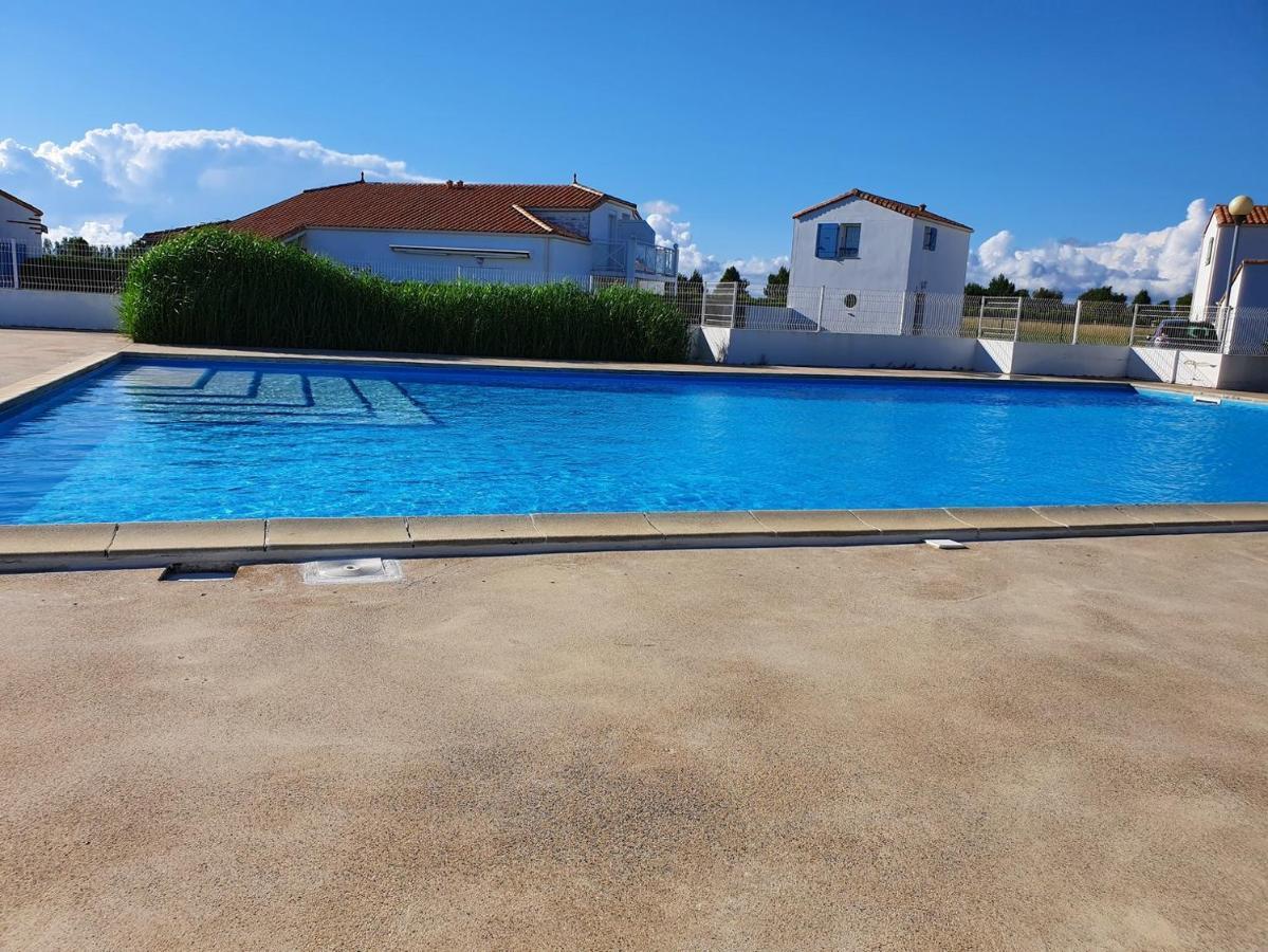 Maison Les Dunes Avec Piscine Collective لا فاوت سور مير المظهر الخارجي الصورة